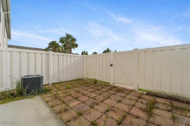3637 Pine Oak Cir Unit 105, Fort Myers, FL 33916 - photo 19
