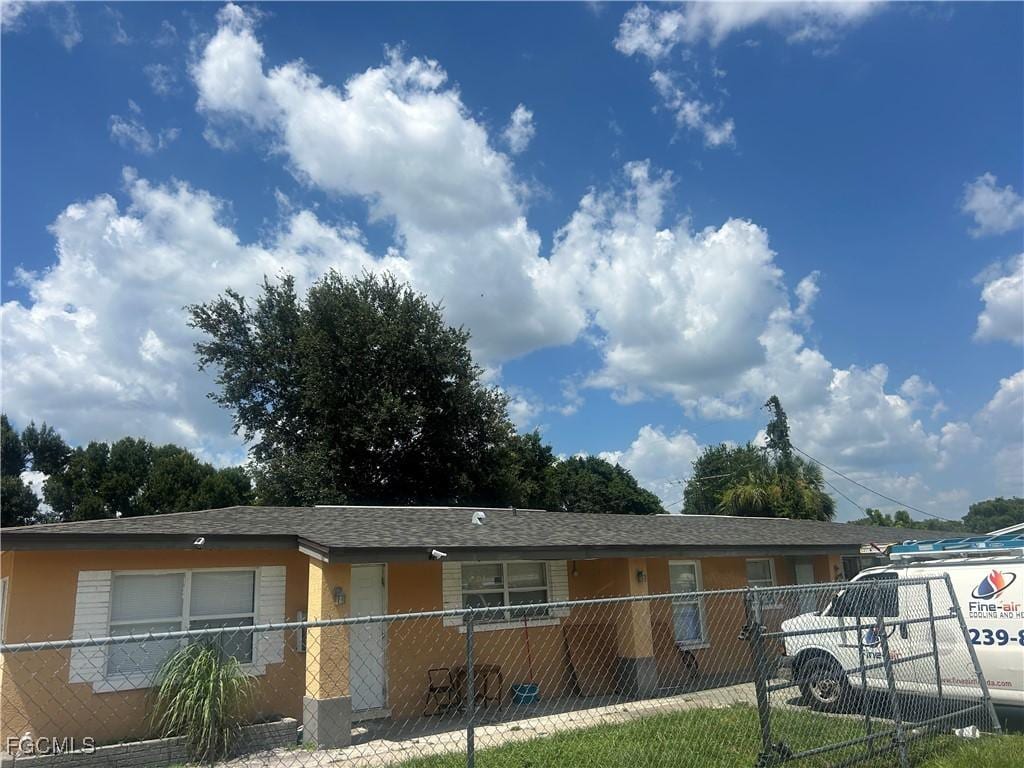 2403A/2403B/2405A/2405B Stella St, Fort Myers, FL 33901 - photo 3