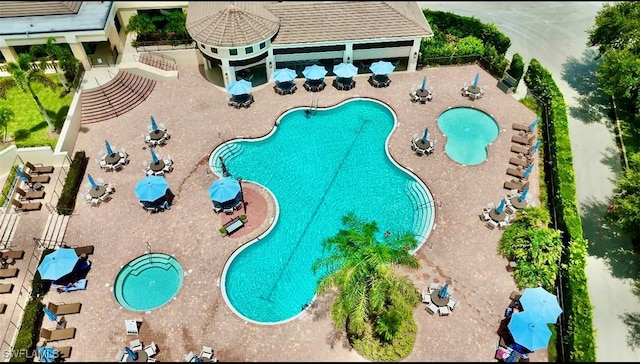 680 Lalique Cir Unit 1205, Naples, FL 34119 - photo 2