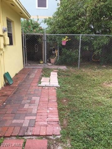 1381 13th Ave N, Naples, FL 34102 - photo 10