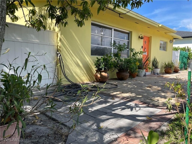 1381 13th Ave N, Naples, FL 34102 - photo 3