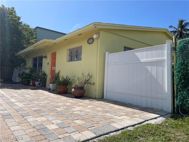 1381 13th Ave N, Naples, FL 34102 - photo 4