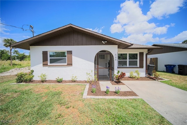 548 Redlin St, North Fort Myers, FL 33903 - photo 1