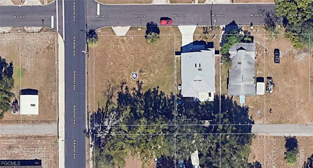 618 W 3rd St, Lakeland, FL 33805 - photo 1