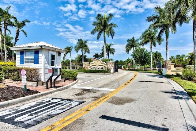 2066 Grove Dr, Naples, FL 34120 - photo 25