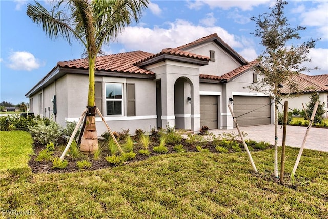 2066 Grove Dr, Naples, FL 34120 - photo 2
