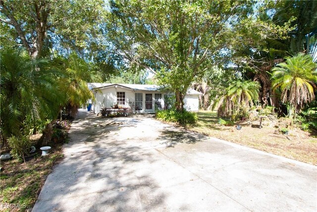1531 Brewer Rd, North Fort Myers, FL 33917 - photo 3