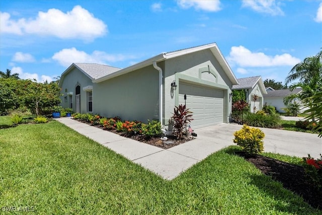 5485 Whitten Dr, Naples, FL 34104 - photo 1
