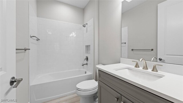4592 Skysail Dr, Naples, FL 34120 - photo 24