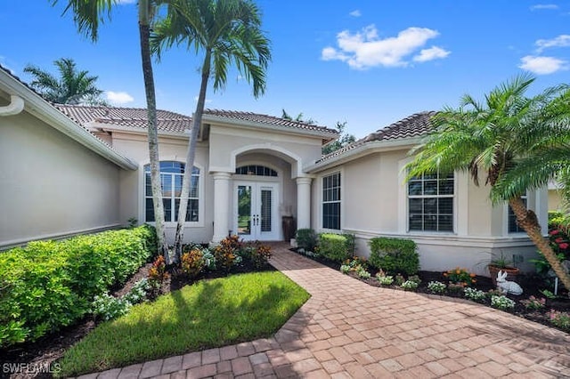 2075 Imperial Cir, Naples, FL 34110 - photo 2