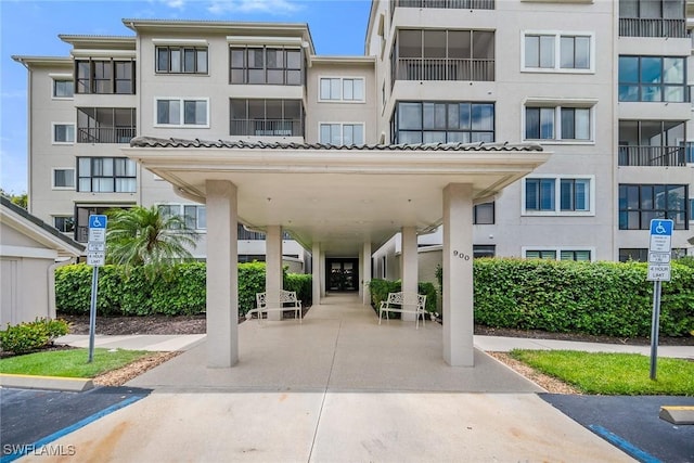 900 Arbor Lake Dr Unit 505, Naples, FL 34110 - photo 2