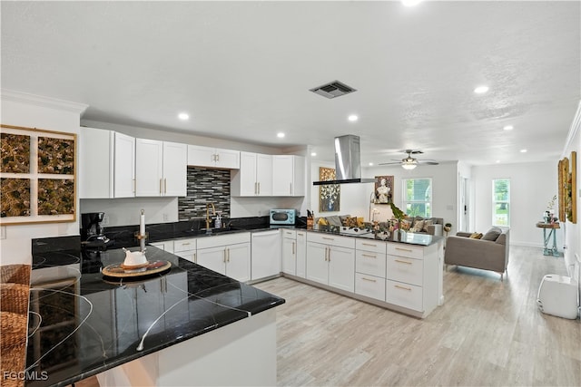 3571 Santiago Way, Naples, FL 34105 - photo 14