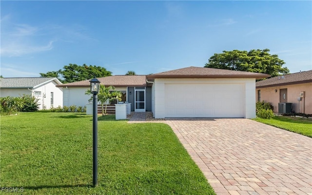 9782 Owlclover St, Fort Myers, FL 33919 - photo 2