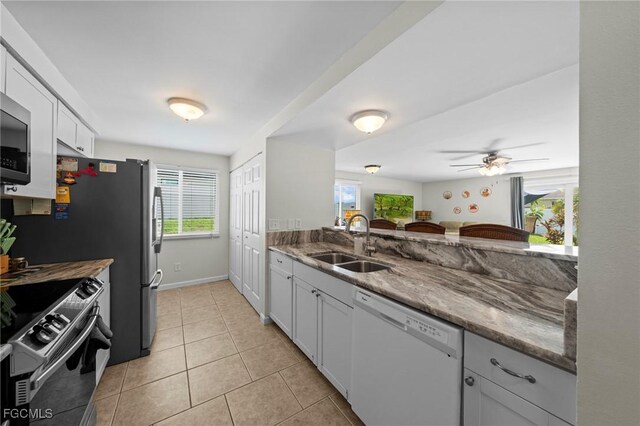 2019 NE 9th Place, Cape Coral, FL 33909 - photo 8