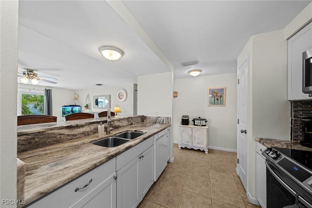 2019 NE 9th Place, Cape Coral, FL 33909 - photo 9