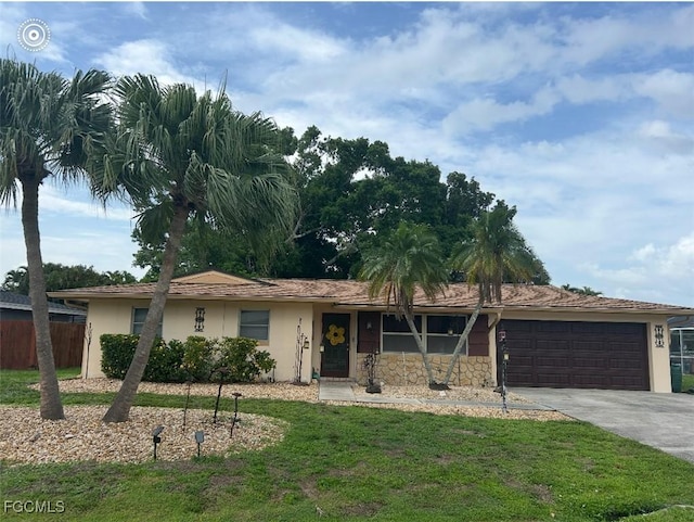 1649 N Hermitage Rd, Fort Myers, FL 33907 - photo 1
