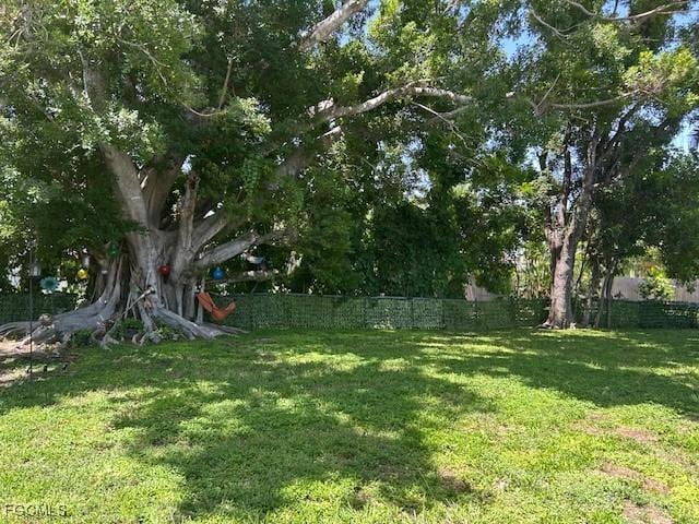 1649 N Hermitage Rd, Fort Myers, FL 33907 - photo 21