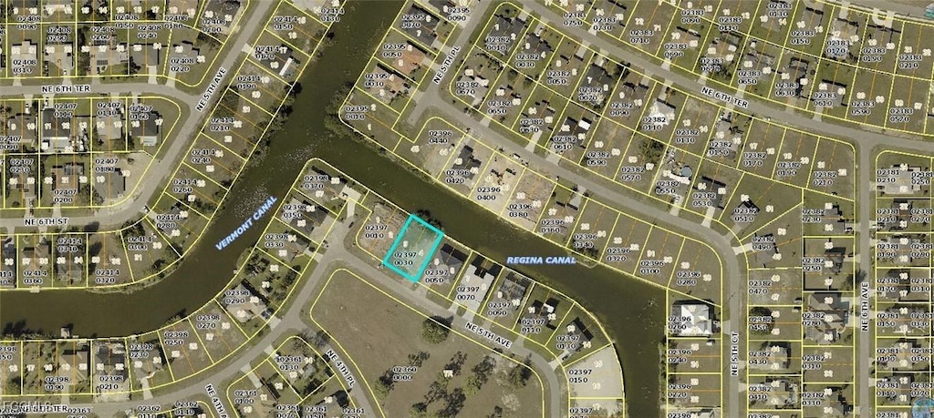 519 NE 5th Ave, Cape Coral, FL 33909 - photo 2