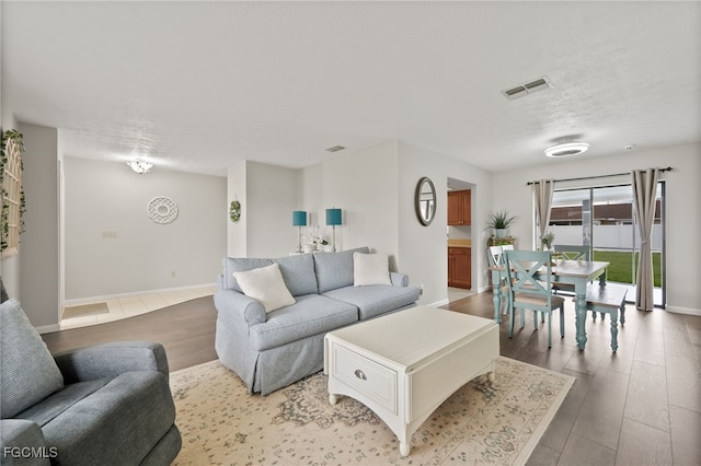 1425 SE 8th Pl, Cape Coral, FL 33990 - photo 6