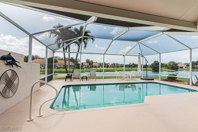1821 Avian Ct, Naples, FL 34119 - photo 2
