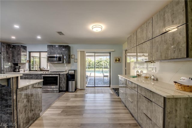 912 SW 54th Ln, Cape Coral, FL 33914 - photo 6
