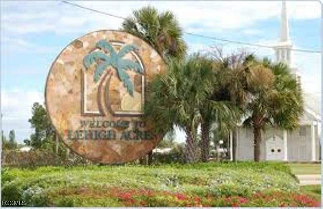 753 Aprile Ave S, Lehigh Acres, FL 33974 - photo 4