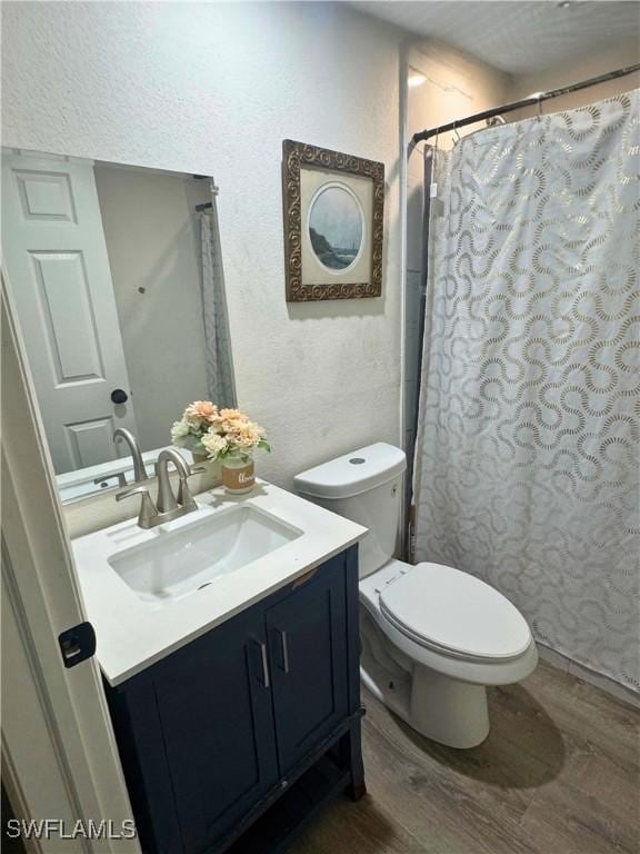 2012 Wright St, Fort Myers, FL 33916 - photo 2