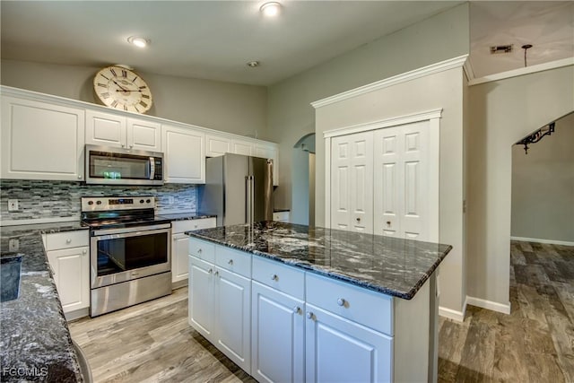 18364 Roseapple Ln, Fort Myers, FL 33967 - photo 4