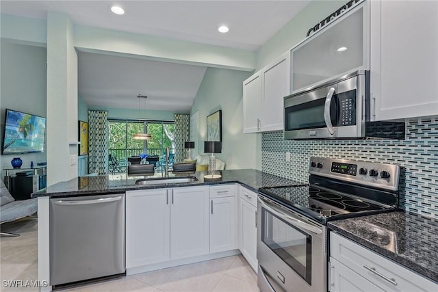 8305 Whisper Trace Way Unit 202, Naples, FL 34114 - photo 2