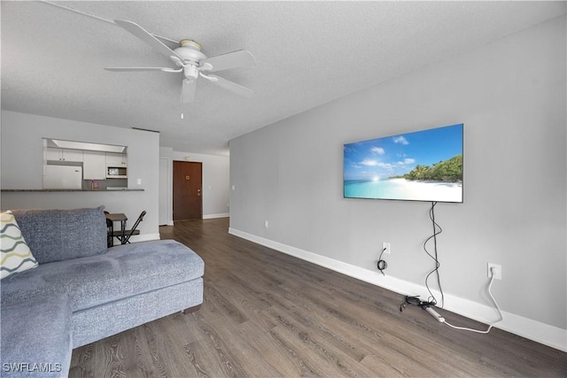 3706 Broadway Unit 40, Fort Myers, FL 33901 - photo 4