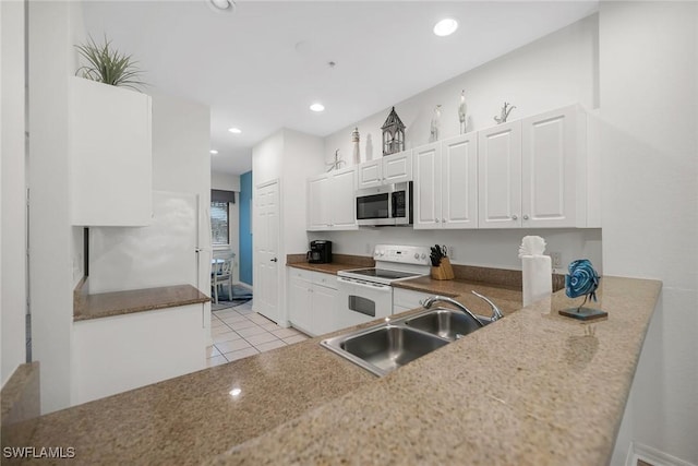 7930 Mahogany Run Ln Unit 826, Naples, FL 34113 - photo 4