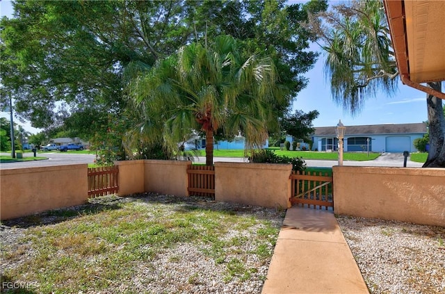 525 Shadyside St, Lehigh Acres, FL 33936 - photo 4