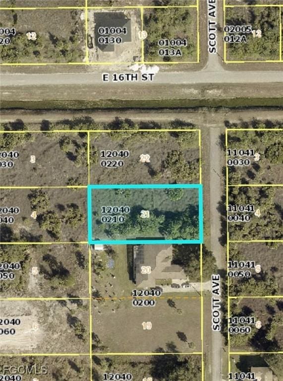 1517 Scott Ave, Lehigh Acres, FL 33972 - photo 1