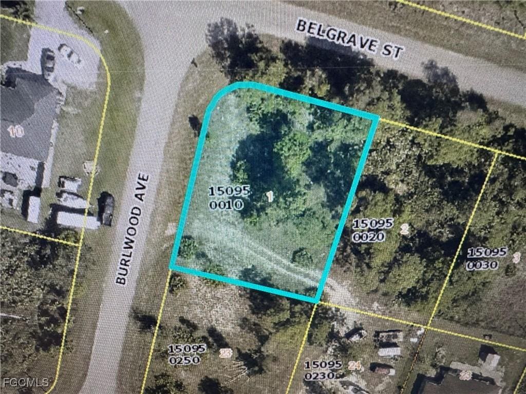 1256 Belgrave St, Fort Myers, FL 33913 - photo 1