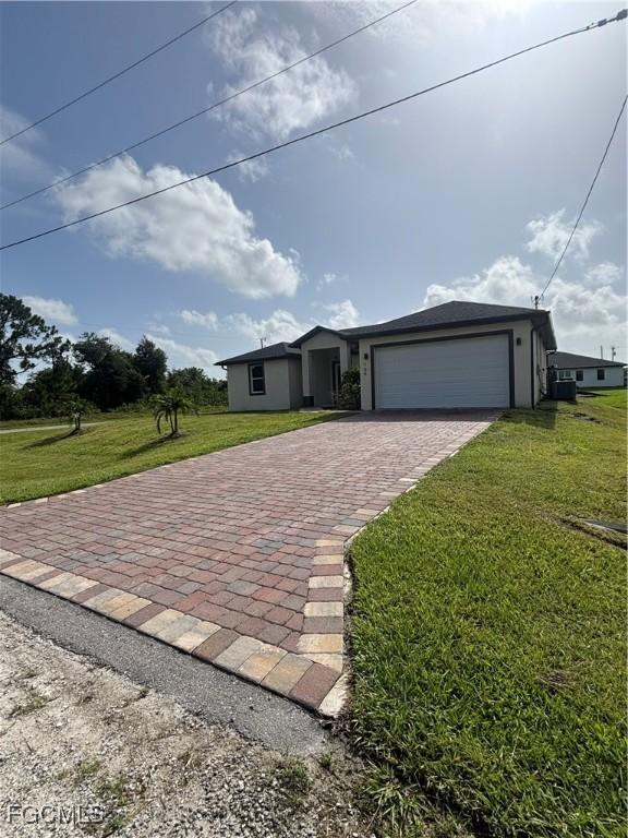 104 Olive Cir, Lehigh Acres, FL 33971 - photo 2