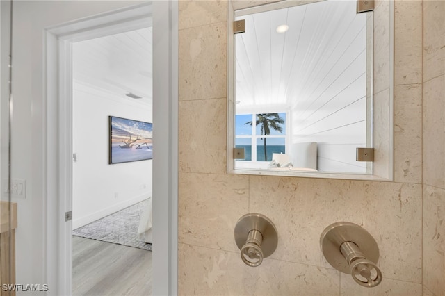 2121 Gulf Shore Blvd N Unit 302, Naples, FL 34102 - photo 9