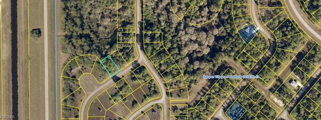 704 Shark Ln, Labelle, FL 33935 - photo 1