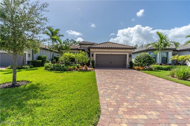 6870 Winding Cypress Dr, Naples, FL 34114 - photo 36