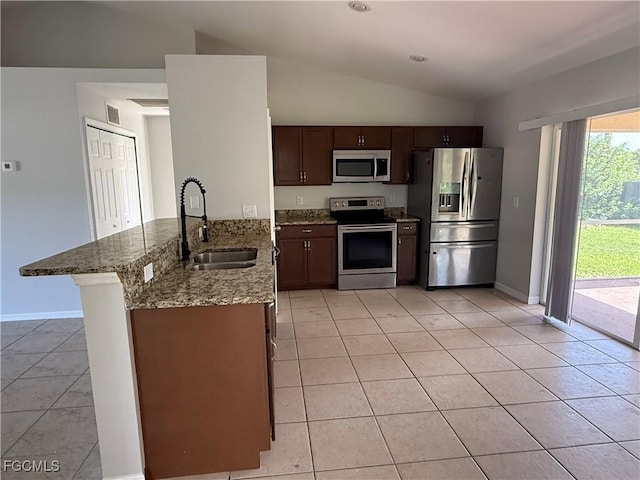 1619 NE 12th Pl, Cape Coral, FL 33909 - photo 4
