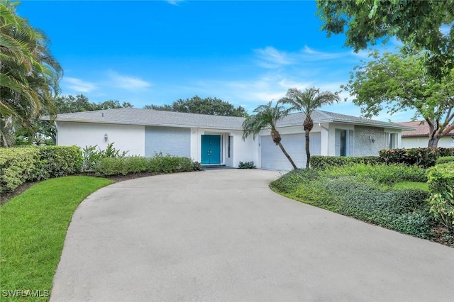 211 Pine Valley Cir, Naples, FL 34113 - photo 2