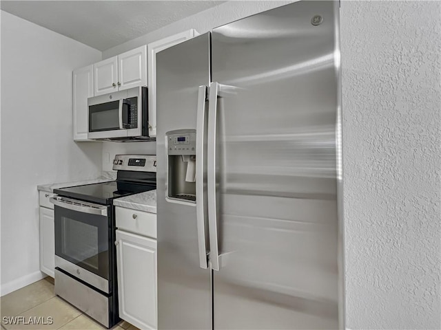 4613 Bayshore Dr Unit B7, Naples, FL 34112 - photo 12