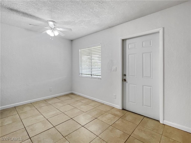 4613 Bayshore Dr Unit B7, Naples, FL 34112 - photo 2