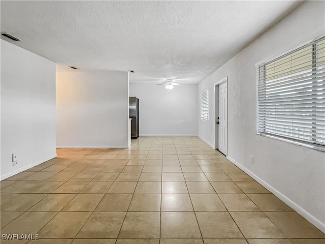 4613 Bayshore Dr Unit B7, Naples, FL 34112 - photo 5