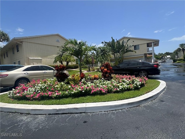 4613 Bayshore Dr Unit B7, Naples, FL 34112 - photo 36