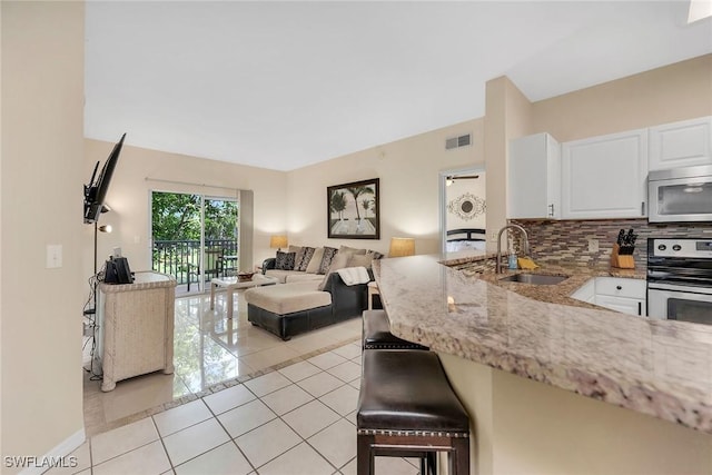 15605 Ocean Walk Cir Unit 203, Fort Myers, FL 33908 - photo 5