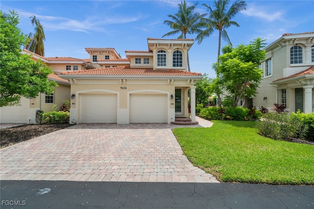 5626 Cape Harbour Dr Unit 102, Cape Coral, FL 33914 - photo 1
