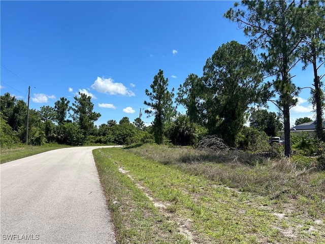 528 Brue Ave E, Lehigh Acres, FL 33974 - photo 5