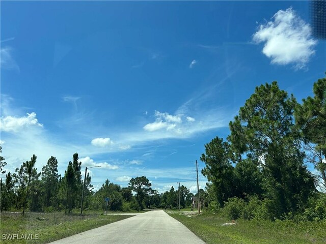 528 Brue Ave E, Lehigh Acres, FL 33974 - photo 7