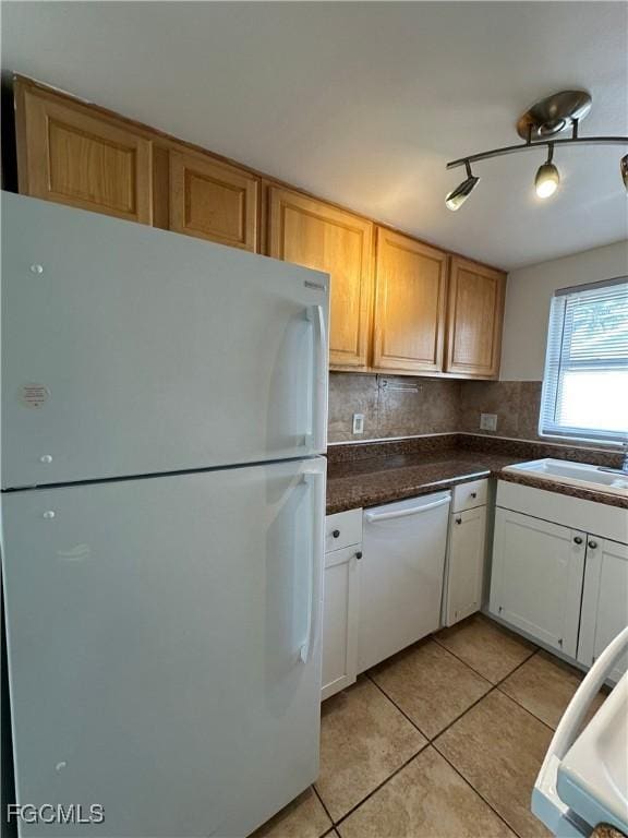821 Courtington Ln Unit 1, Fort Myers, FL 33919 - photo 6