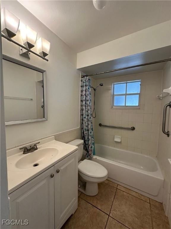821 Courtington Ln Unit 1, Fort Myers, FL 33919 - photo 7